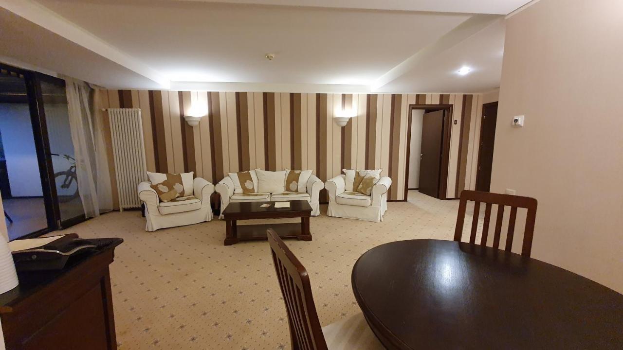 Apartament 2706 Alpin Resort, Etaj 7, Poiana Brasov Buitenkant foto