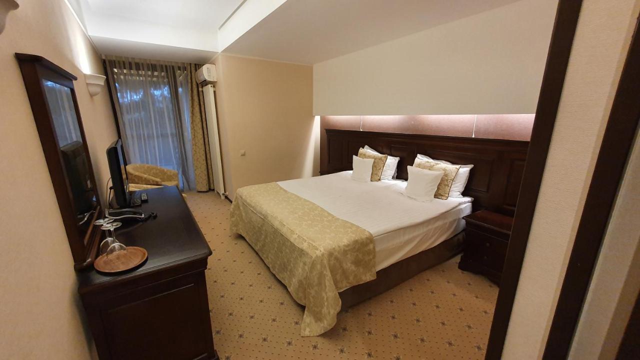Apartament 2706 Alpin Resort, Etaj 7, Poiana Brasov Buitenkant foto