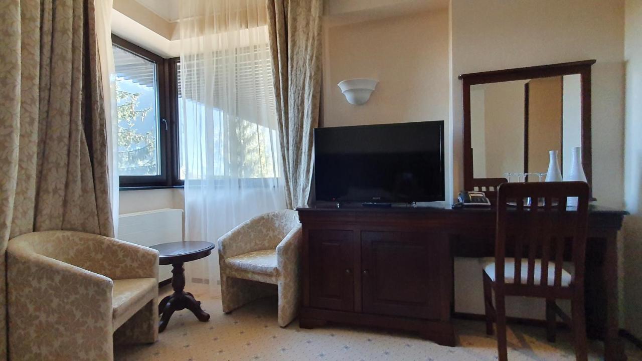 Apartament 2706 Alpin Resort, Etaj 7, Poiana Brasov Buitenkant foto