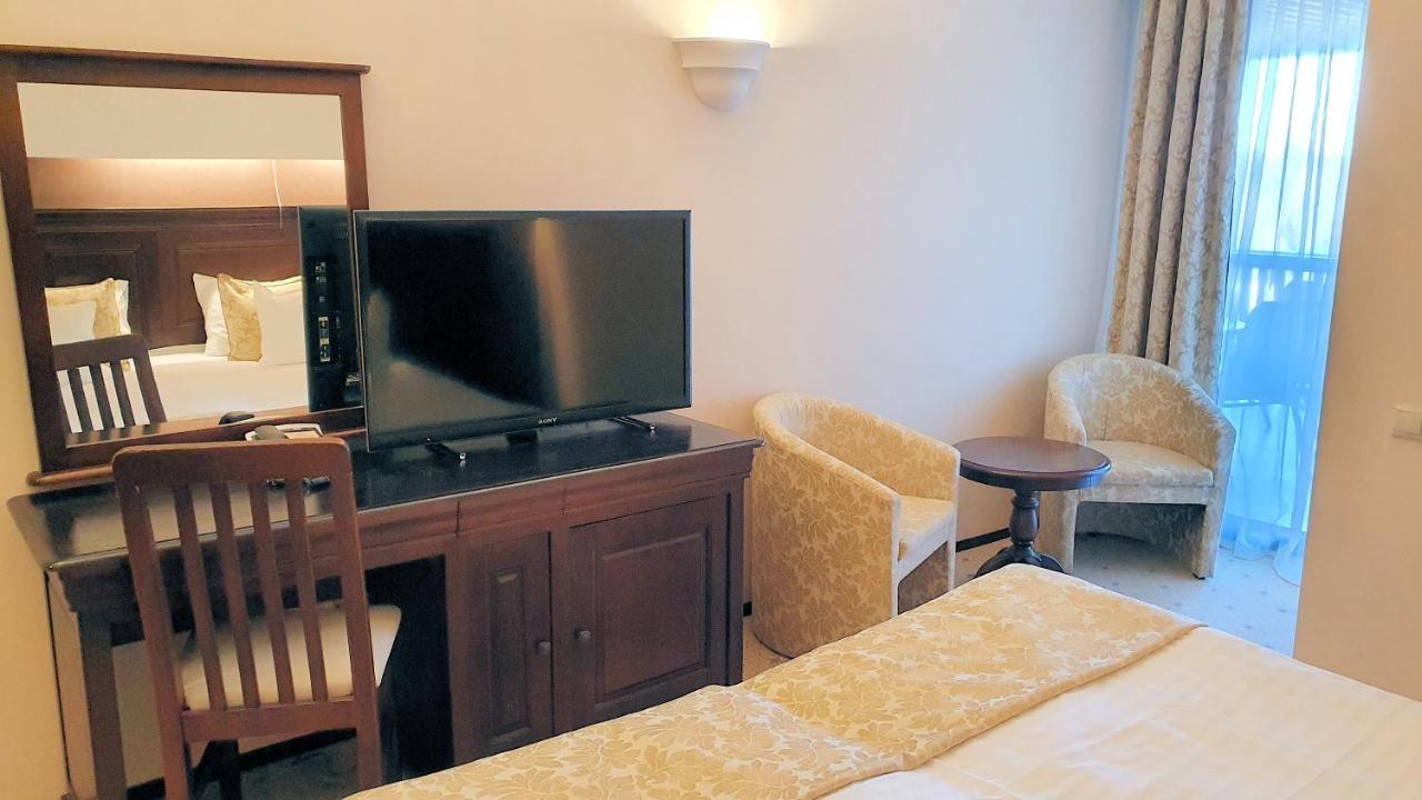 Apartament 2706 Alpin Resort, Etaj 7, Poiana Brasov Buitenkant foto